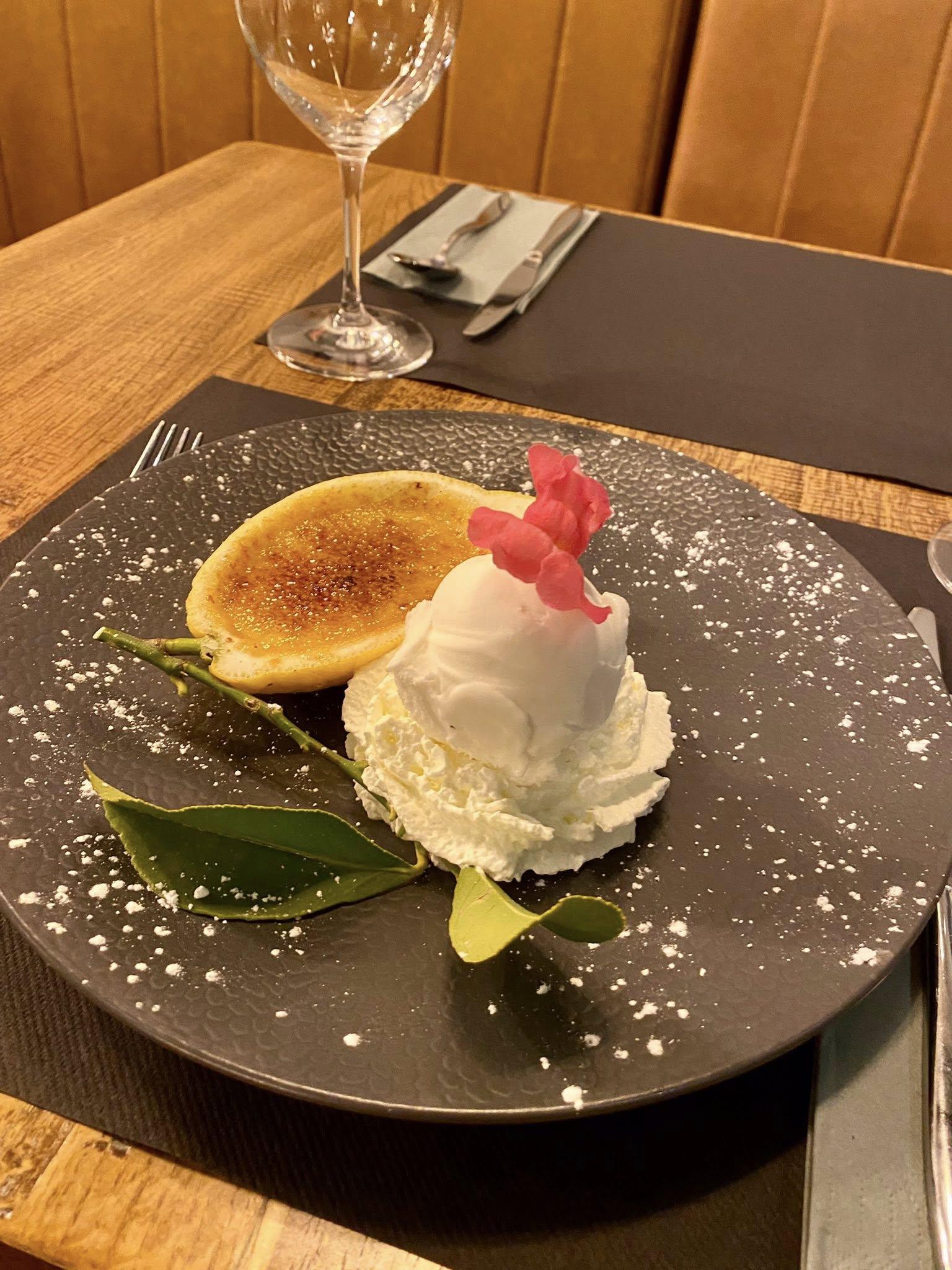 Dessert tiramisu café restaurant Piccolo Italia