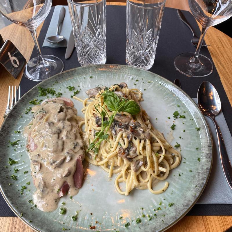 Plat de veau aux pâtes linguines restaurant Cognac